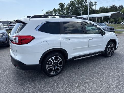 Used 2023 Subaru Ascent Touring AWD/4WD image 10