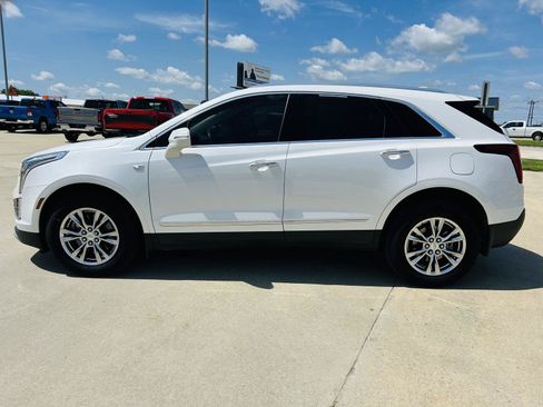 Used 2020 Cadillac XT5 Premium Luxury w/ LPO, Floor Liner Package FWD image 36