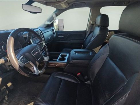 Used 2019 GMC Sierra 3500 SLT image 30