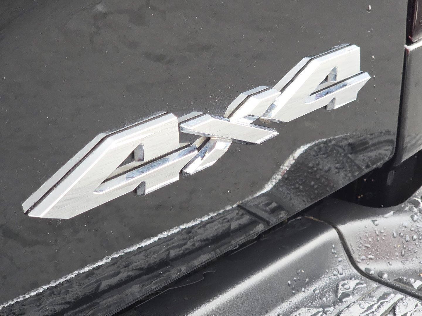 Used 2026 RAM 3500 Tradesman w/ Chrome Appearance Group A AWD/4WD image 4