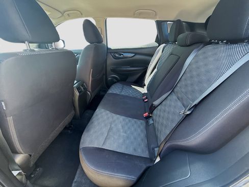 Used 2017 Nissan Rogue Sport SV image 23