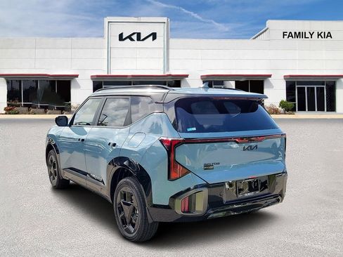 New 2027 Kia Seltos X-Line S w/ X-Line S Premium Package AWD/4WD image 4
