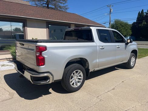 Used 2019 Chevrolet Silverado 1500 LT w/ All-Star Edition AWD/4WD image 2