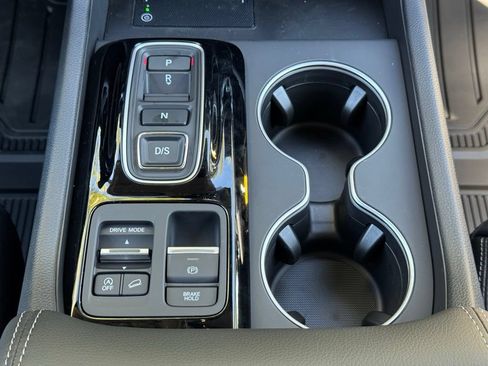 Certified 2026 Honda Pilot Touring image 22