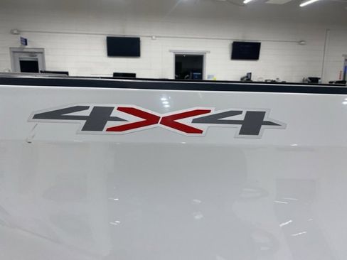 Used 2022 Chevrolet Silverado 1500 LT w/ Max Trailering Package image 6