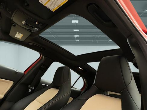 Used 2018 Mercedes-Benz GLA 45 AMG 4MATIC image 21