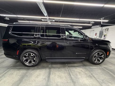 Used 2024 Jeep Wagoneer Series III image 8