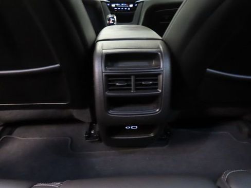 Certified 2022 Cadillac XT5 Luxury image 22