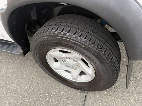 Used 2004 Toyota Tacoma PreRunner image 27