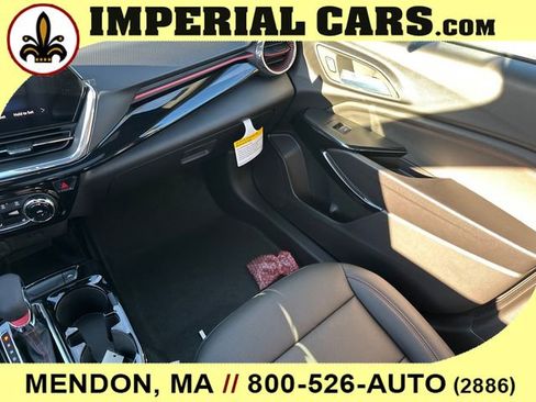 New 2026 Chevrolet Trax RS w/ Sunroof Package image 20