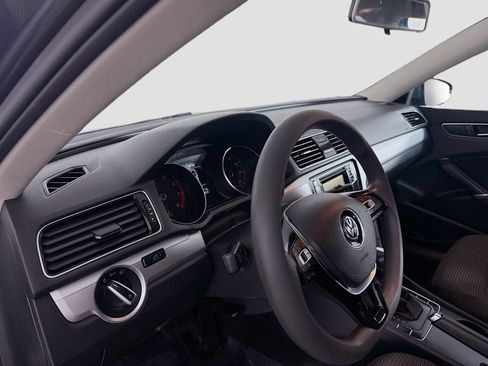 Used 2018 Volkswagen Passat 2.0T S w/ Driver Assistance Package image 22