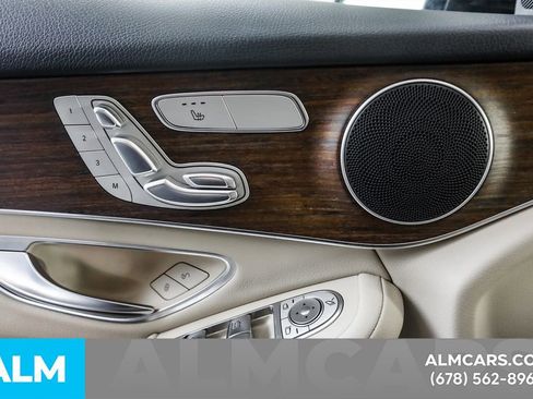 Used 2022 Mercedes-Benz GLC 300 w/ Premium Package Lite image 45