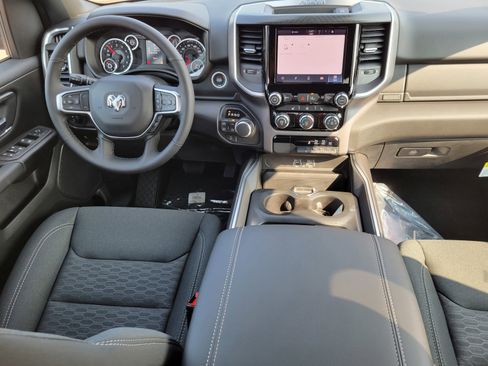 New 2025 RAM 1500 Big Horn image 34