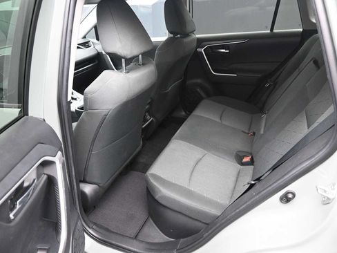 Used 2022 Toyota RAV4 XLE w/ XLE Grade Weather Package AWD/4WD image 28