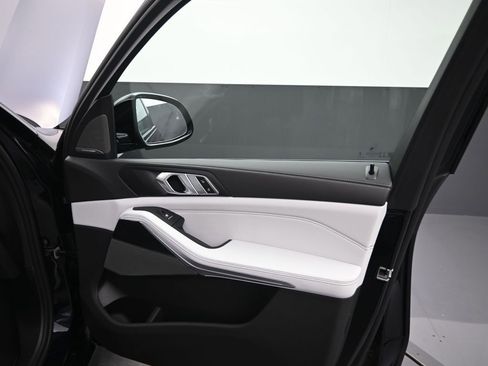 New 2026 BMW X5 xDrive50e AWD/4WD image 19
