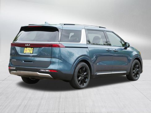 Used 2024 Kia Carnival SX FWD image 7