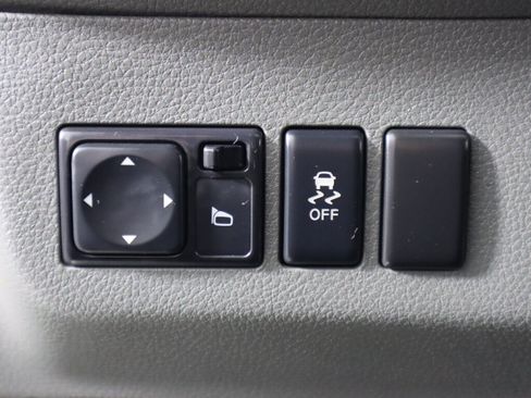Used 2016 Nissan NV 1500 SV RWD image 11