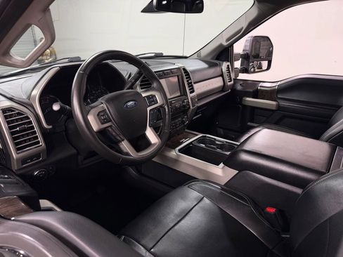 Used 2017 Ford F250 Lariat w/ Lariat Ultimate Package image 15
