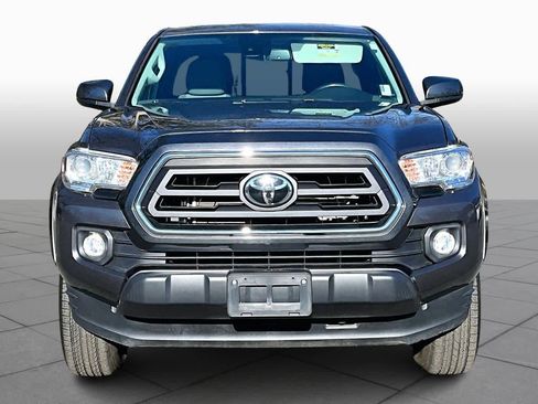 Used 2020 Toyota Tacoma SR5 image 3