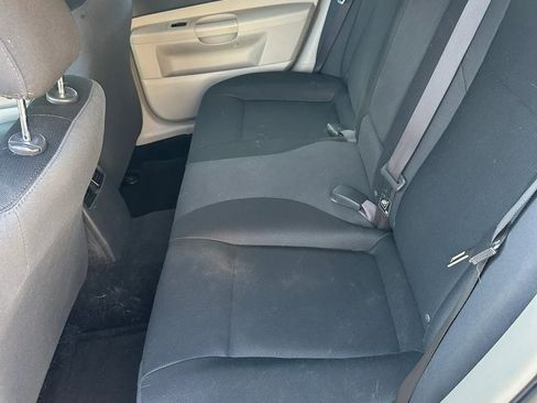 Used 2005 Dodge Magnum SE w/ Convenience Group I RWD image 13