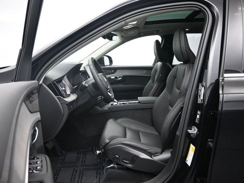 New 2026 Volvo XC90 B6 Ultra w/ Protection Package AWD/4WD image 22