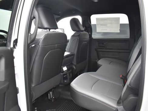 New 2025 RAM 2500 Tradesman w/ Bed Convenience Group AWD/4WD image 11