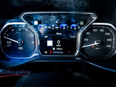 Used 2021 GMC Yukon XL Denali w/ Denali Premium Package image 9