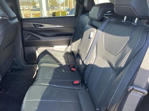 Certified 2023 INFINITI QX60 Luxe image 12