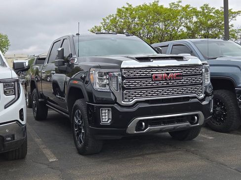 Used 2023 GMC Sierra 2500 Denali w/ Denali Ultimate Package AWD/4WD image 3