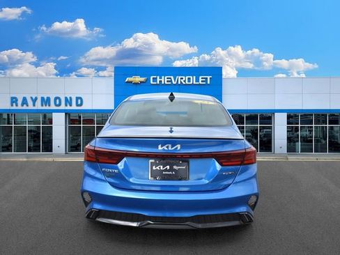 Used 2023 Kia Forte GT-Line FWD image 5