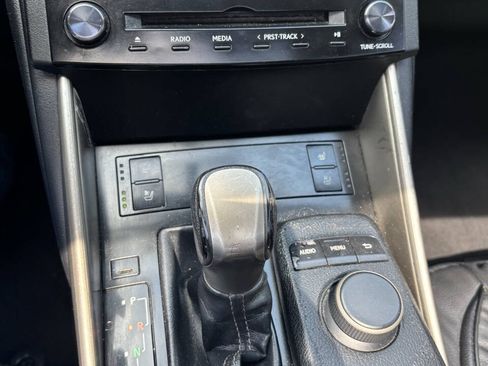 Used 2014 Lexus IS 250 w/ Premium Package RWD image 25