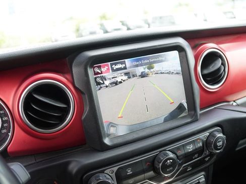 Used 2020 Jeep Gladiator Rubicon image 14