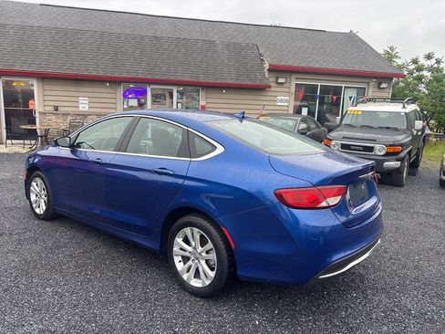 Used 2015 Chrysler 200 Limited w/ Convenience Group FWD image 7