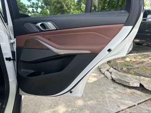 Used 2019 BMW X5 xDrive40i w/ Premium Package 2 AWD/4WD image 23