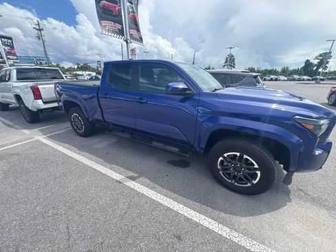 Used 2025 Toyota Tacoma TRD Sport RWD image 16