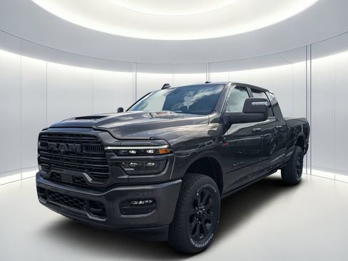 New 2026 RAM 2500 Laramie AWD/4WD image 8