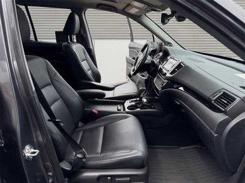 Used 2019 Honda Ridgeline RTL-E image 15