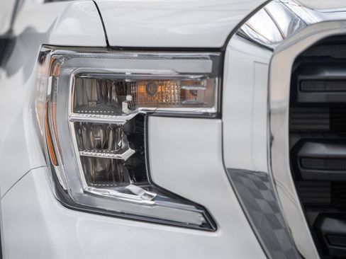 Used 2021 GMC Sierra 1500 4x4 Regular Cab w/ Sierra Value Package image 12
