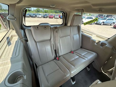 Used 2010 Ford Expedition EL Limited AWD/4WD image 13