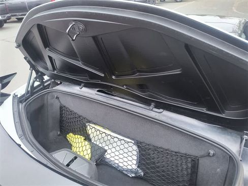 Used 2021 Chevrolet Corvette Stingray Premium Conv w/ Z51 Performance Package image 22