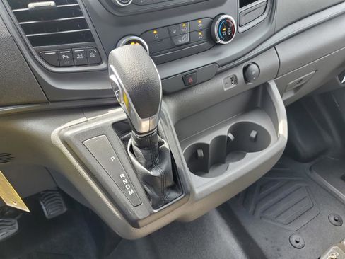 New 2025 Ford Transit 250 Low Roof image 34