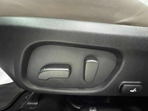 Used 2018 Subaru Forester 2.5i Limited AWD/4WD image 35
