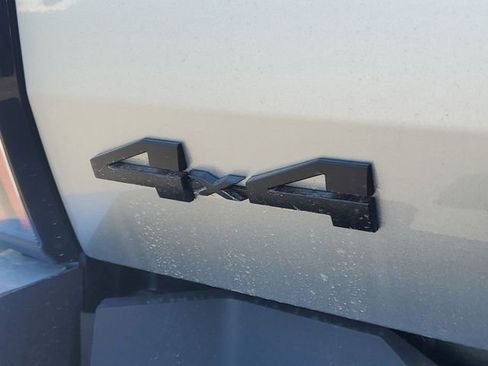 New 2025 Toyota Tundra Platinum image 8