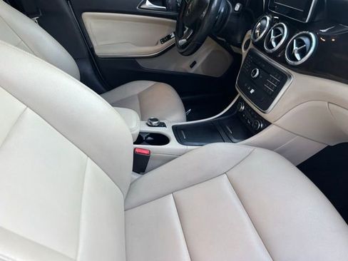 Used 2015 Mercedes-Benz CLA 250 image 15