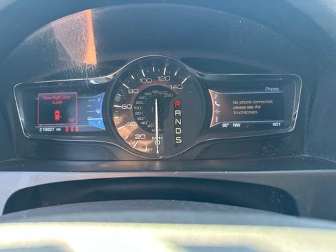 Used 2013 Lincoln MKX FWD image 28