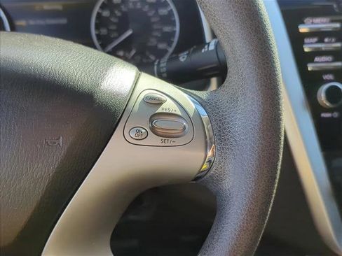 Used 2017 Nissan Murano S w/ Navigation Package image 11