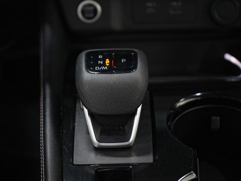 Used 2023 Nissan Rogue Platinum w/ Platinum Premium Package image 20