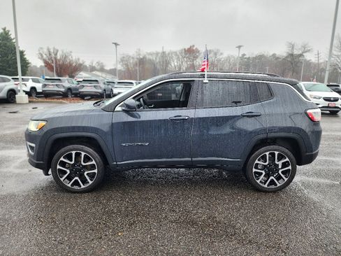 Used 2018 Jeep Compass Limited w/ Navigation Group image 19