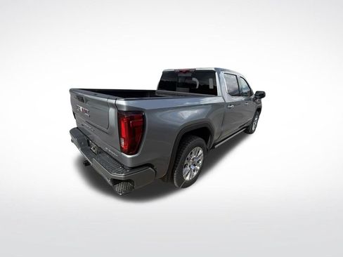 Used 2025 GMC Sierra 1500 Denali w/ Technology Package AWD/4WD image 5
