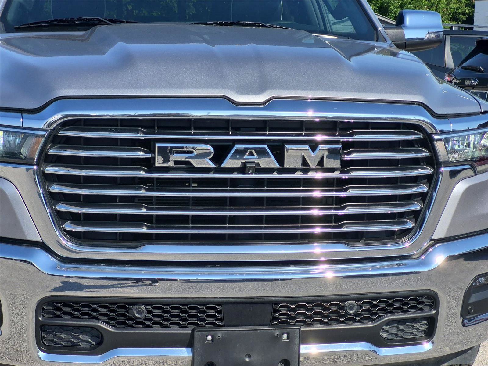 Used 2025 RAM 1500 Laramie AWD/4WD image 14